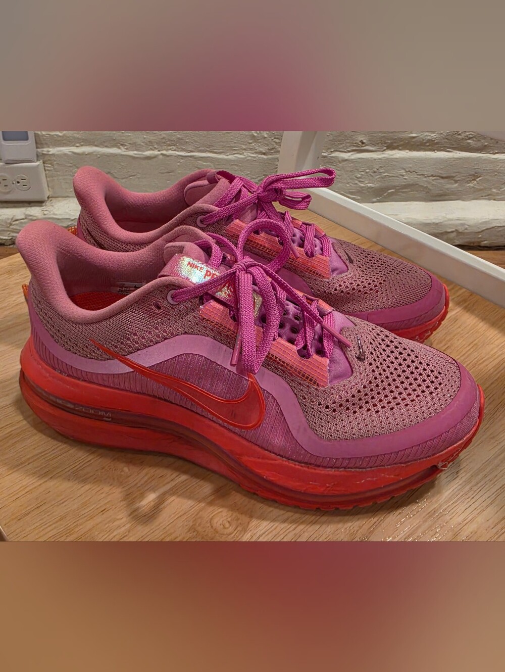 Nike Women's  Size 9 Pink Running Sneakers